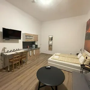  Apartment Mano